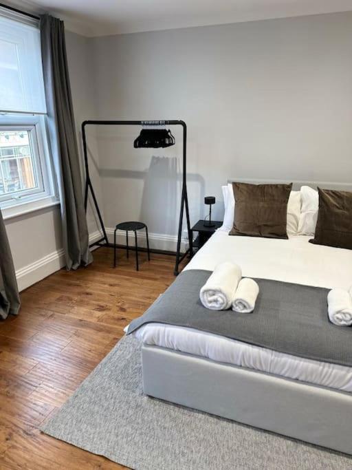 High Wycombe Centre- 2 Bed Flat Apartment Exterior photo