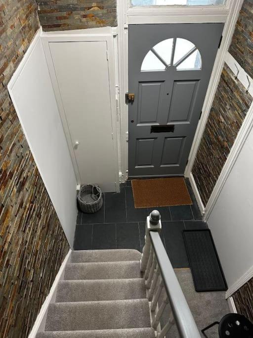High Wycombe Centre- 2 Bed Flat Apartment Exterior photo